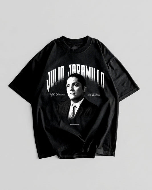 Camiseta negra con retrato de Julio Jaramillo y frase El Ruiseñor de América